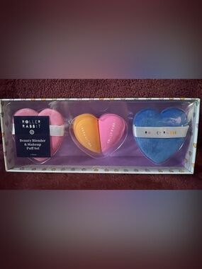 Roller Rabbit Heart Beauty Blenders - Pink, Orange, Blue